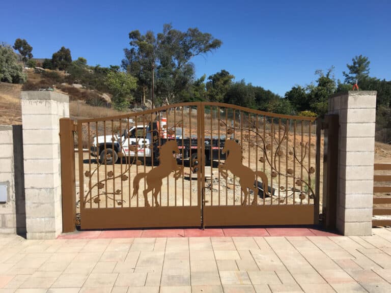 custom driveway horse gate